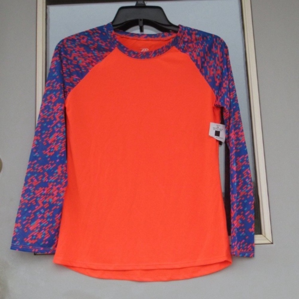 3/$9 Girls printed sleeve pullover top girls 14 / 16